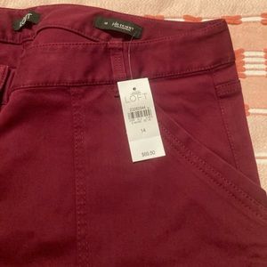 Loft , pants , never worn !! With tags . Will stretch .